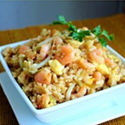 arroz-frito-con-camarones-y-huevo-8035-8098.jpg