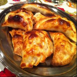 empanadas-de-queso-con-jitomate-y-albahaca-8860-8143.jpg