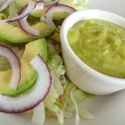 ensalada-de-aguacate-con-vinagreta-de-aguacate-8811-6233.jpg