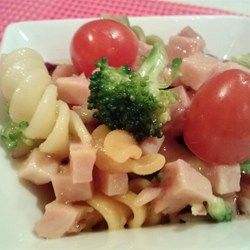 ensalada-de-jamon-con-pasta-8056-3342.jpg