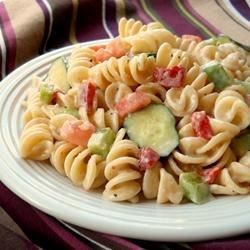 ensalada-de-pasta-con-pimientos-8092-9900.jpg