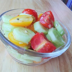 Ensalada de pepino y tomatitos