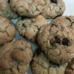 Galletas de avena con cacahuates y coco