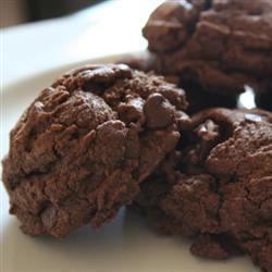 Galletas de chocolate con chispas de chocolate y nuez