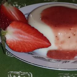 gelatina-de-queso-con-fresas-3785-9179.jpg