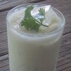 licuado-salado-de-yogurt-y-cilantro-(lassi)-6213-6168.jpg