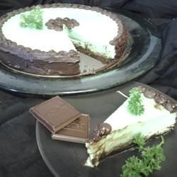 Pastel de queso con chocolate y menta