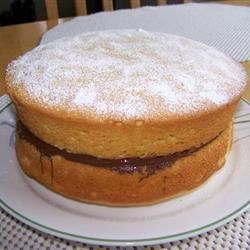 Pastel de yogurt con betún de chocolate