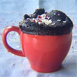 Pastel lava de chocolate en microondas