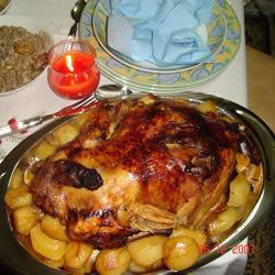 Pavo relleno de picadillo con piñones y castañas