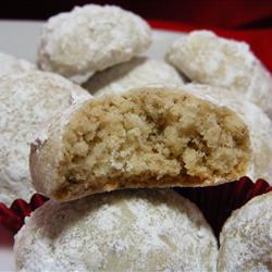 Polvorones de mantequilla y nuez