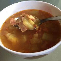 sopa-de-col-con-chayote-y-tocino-8625-7250.jpg