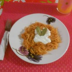 Sopa seca de fideo