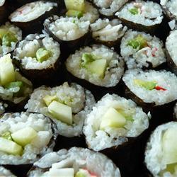 sushi-de-pepino-y-aguacate-740-6406.jpg
